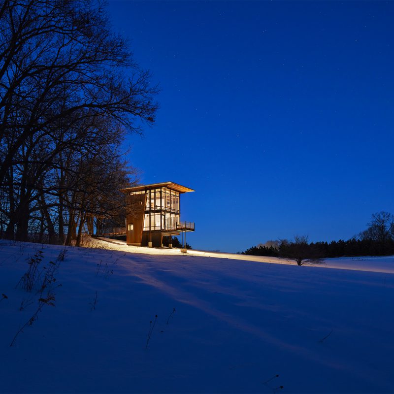 MetalLark Tower Nordlys Lodging Co.